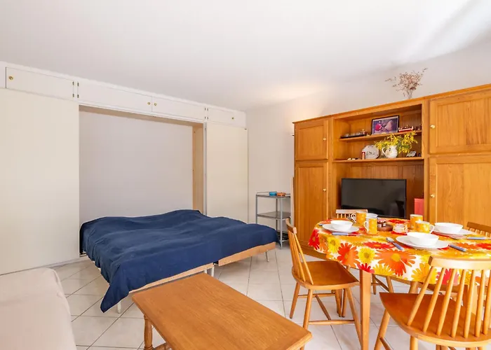 Le Clos Saens-5 By Interhome